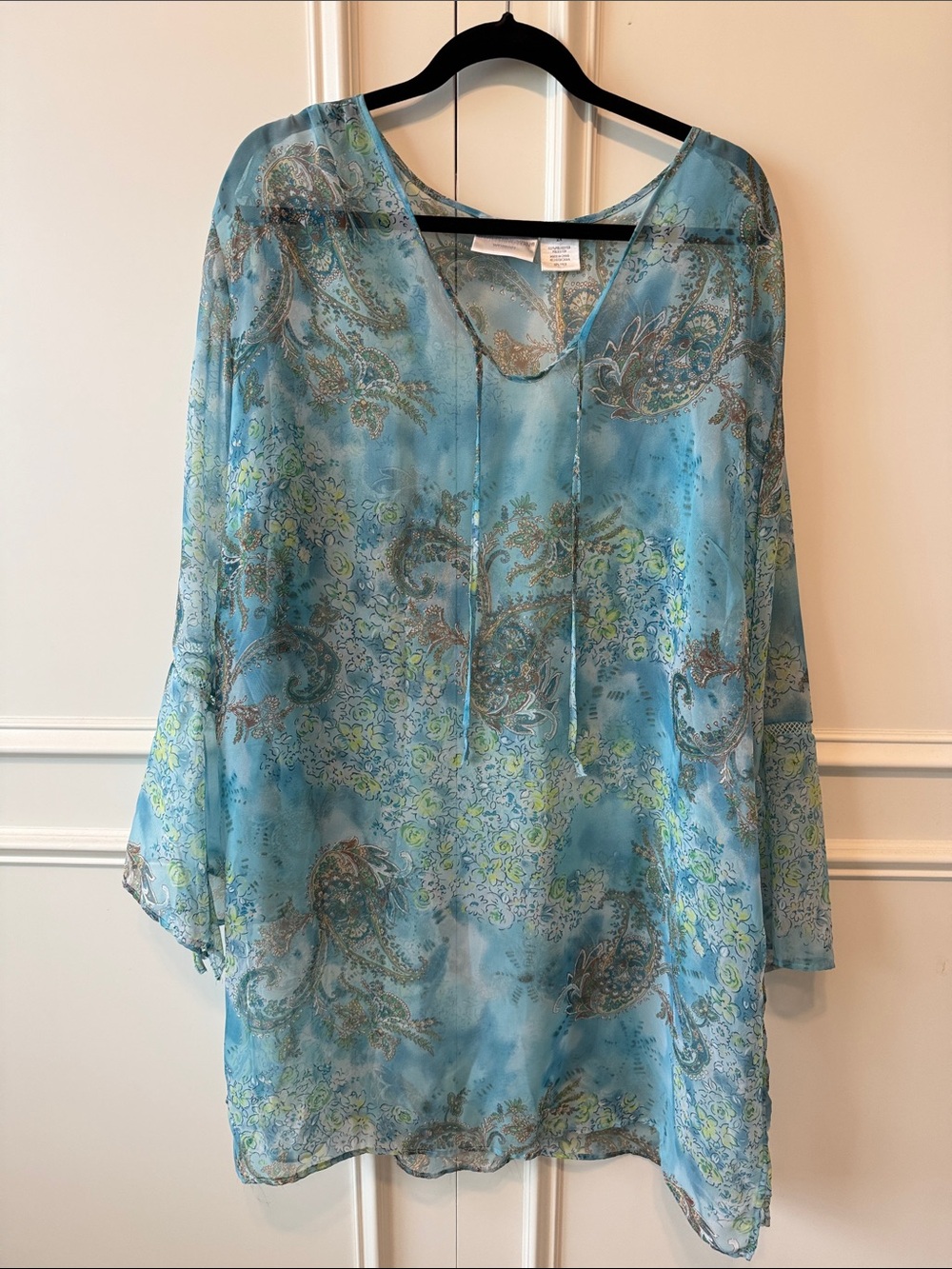 Lightweight Blue Paisley Sheer V-Neck Tunic